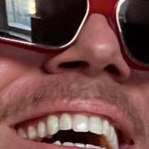 Aleksandr Khomenko Instagram - Внимание! 14.06 – мой новый сингл, 21.06 – мой первый и последний альбом (10 треков). Спасибо за внимание! 🫶🏼
