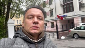 Aleksandr Oleshko Instagram - @vakhtangov_theatre @oleshkoaleksandr