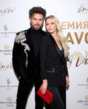 Aleksandr Panayotov Instagram - На гала-ужине премии «БРАВО» @bravo.premia  @radiomontecarlo 👏🏻