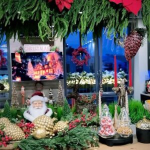Aleksandr Panayotov Instagram - Время пришло! 🎅🏼 #christmasdecor #christmasdecorations #christmastree