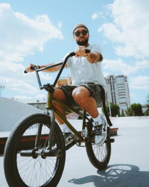 Aleksandr Ptashenchuk Instagram - Вырезки из отрезка июня 

#vkместа