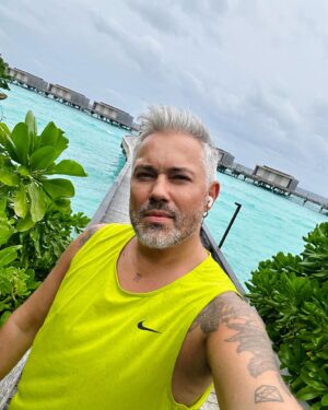 Aleksandr Rogov Instagram - всем хай!