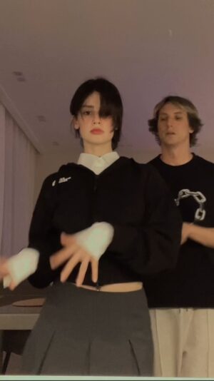 Aleksandr Shuliko Instagram - Венсдей и Ксавье, которых мы заслужили