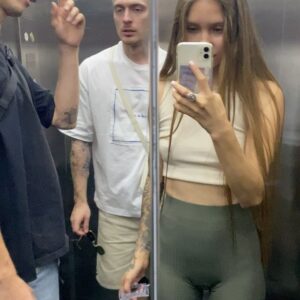 Aleksey Kuzmin Instagram - Это я за продуктами ходил весь месяц
В конце бонус