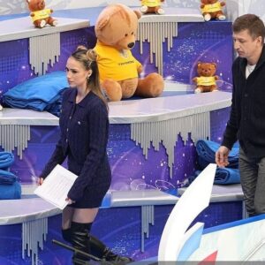 Aleksey Yagudin Instagram - Прекрасно поработали 🎤 🫡 
@azagitova 
#чемпионатроссиипопрыжкам #загитова