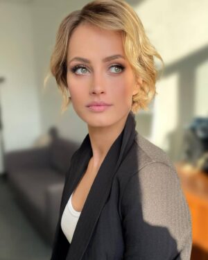 Alena Kolomina Instagram - „Я встаю каждый день, веря, что сегодня будет лучше, чем вчера.“ —  Уилл Смит
