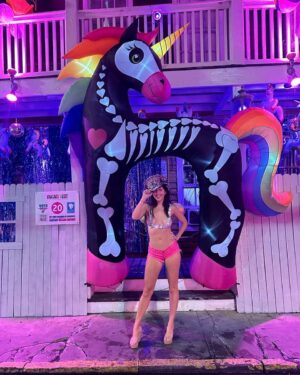 Alessandra Torre Instagram - This year’s #fantasyfest2023 theme is Unicorns and Uniforms - today I’ll be a unicorn so please, no human stuff like work or dirty dishes need be discussed. #fantasyfestkeywest #fantasyfest #keywestflorida