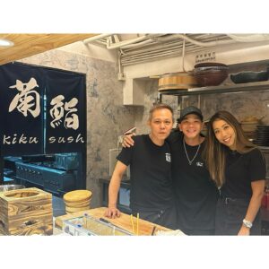 Alex Lam Chi-Sin Instagram - 🐴鐵馬兄弟🐴
好開心可以咁齊人食飯
因為人越多就越難約齊
所以呢餐飯期待咗好耐
呢一餐飯時間過得好快
又係急急腳返屋企接更
有陣時真係過我屋企食
可玩耐啲傾耐啲見耐啲
感情係一切盡在不言中
再次恭喜顧家又有喜事
❤️❤️❤️❤️❤️❤️❤️❤️
最後要多謝好兄弟阿俊
同埋佢哋一班同事招待
下次再過嚟食過打攪晒
😋😋😋😋😋😋😋😋
#鐵馬家族