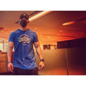 Alex Lam Chi-Sin Instagram - 💪🏽健身體驗💪🏽
今日去體驗一間超大型
香港高級連鎖健美中心
環境舒適絕對冇人干擾
訓練感覺真係非常良好
多謝好朋友嘅極力推介
THANK YOU BARRY🫶🏽
💪🏽💪🏽💪🏽💪🏽💪🏽💪🏽💪🏽💪🏽
愛與和平提高靈性🙏🏾
健身➡️跑步➡️健身➡️跑步
#PURE #PUREfitness #hkgym #TurnLifeOn #lifeaffectslife #focus 
#一直努力 #肌肉兄弟 #悶棍生活