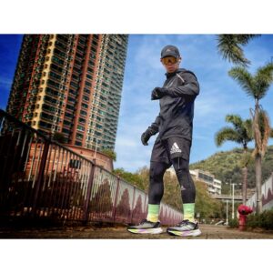 Alex Lam Chi-Sin Instagram - 🏃🏻‍♂️短課13度🏃🏻
今日天氣好好見字跑
天氣凍溫馨提示跑友
記得保暖同足夠熱身
💪🏽💪🏽💪🏽💪🏽💪🏽💪🏽💪🏽💪🏽
愛與和平提高靈性🥰
健身➡️跑步➡️健身➡️跑步
#ADIZEROBOSTON12 #OAKLEY
#1morehk #lifeaffectslife #focus 
#一直努力 #肌肉兄弟 #悶棍生活 
#健身 #跑步