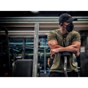 Alex Lam Chi-Sin Instagram - 💪🏽健身之路💪🏽
健身嘅運動真係唔簡單
我係個好鍾意摸鐵嘅人
知道唔使返工冇特別事
就會好好安排之後課程
多咗一樣嗜好就係跑步
落雨就健身好天就跑步
但最重要係老婆好支持
呢個真係好感恩佢體諒
如果唔係就冇得咁開心
管理時間真係非常重要
陪老婆同個女始終第一
所以每次完咗訓練課程
就會急急腳盡快愛回家
💪🏽💪🏽💪🏽💪🏽💪🏽💪🏽💪🏽💪🏽
愛與和平提高靈性🙏🏾
健身➡️跑步➡️健身➡️跑步
#PURE #PUREfitness #hkgym #TurnLifeOn #lifeaffectslife #focus 
#一直努力 #肌肉兄弟 #悶棍生活