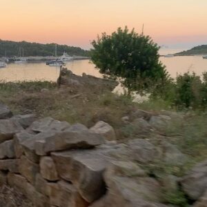 Alex MacNicoll Instagram - Ευχαριστώ πολύ 🇬🇷
