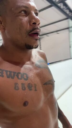 Alex Oliveira Instagram - 