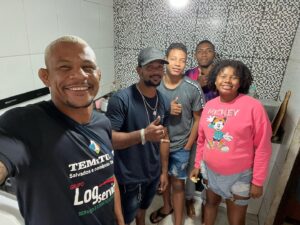 Alex Oliveira Instagram - Família reunida, bora da uma voltar!
#oesportepodemudarvidas