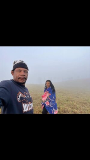 Alex Oliveira Instagram - Feliz dia dos Namorados para todos.
#oesportepodemudarvidas