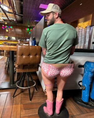 Alex Pall Instagram - 🤷‍♂️