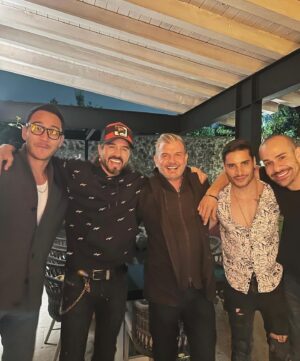 Álex Perea Instagram - Gente linda y bella, nunca te acabes… gracias por tu amistad y tu generosidad, te quiero un chingo cabron. @joseron3