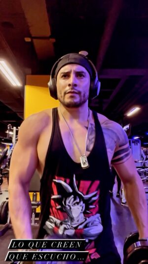 Álex Perea Instagram - 