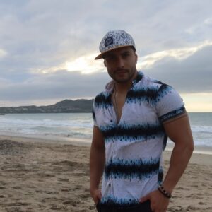 Álex Perea Instagram - Sunset 🌊✨🙏🏻🖤🐺