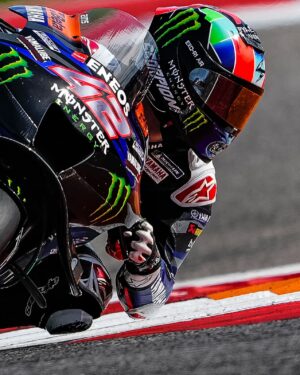 Álex Rins Instagram - P15 for the races, not the best position but we will push back✊🏼💥 
Saldremos P15 en las carreras, no es la mejor posición de salida pero empujaremos con todo ✊🏼💥

#AmericasGP #MotoGP #Yamaha #42ins