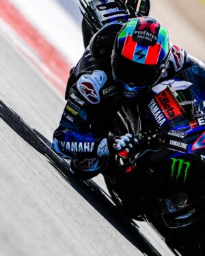 Álex Rins Instagram - P15 for the races, not the best position but we will push back✊🏼💥 
Saldremos P15 en las carreras, no es la mejor posición de salida pero empujaremos con todo ✊🏼💥

#AmericasGP #MotoGP #Yamaha #42ins
