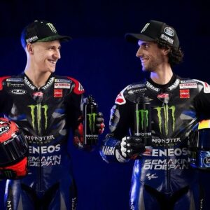 Álex Rins Instagram - Cheers 🥤🥤 to the birthday boy 🥳 Felicidades tio 💪🏻 @fabioquartararo20 @monsterenergy