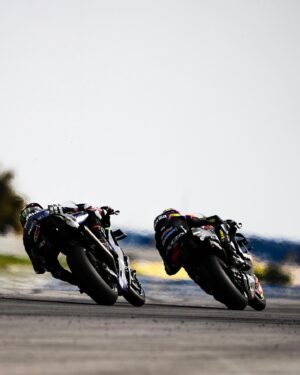 Álex Rins Instagram - Small setback but it’s part of the process. The important thing is that we evaluate the data to understand what happened and keep progressing. Chin up, tomorrow we’ve got another race 💪🏻

Un pequeño contratiempo pero es parte del proceso. Lo importante es revisar los datos para entender lo que ha pasado y seguir mejorando. Mañana tenemos otra oportunidad 💪🏻

#PortugueseGP #MotoGP #42ins #Yamaha