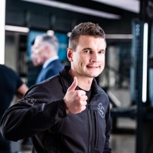 Alex Russell Instagram - Super excited for an all new SWAT this Sunday 10/9c on CBS