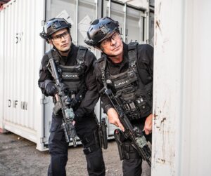 Alex Russell Instagram - Miss the last episode? Stream it now on @paramountplus 

#rollswat 👊🏼