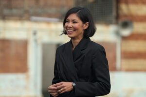 Alex Wagner Instagram - Scenes from my Australian adventure on the brand new reboot of @themolenetflix — which drops TODAY. Wheeeee