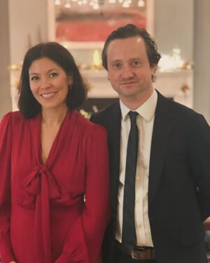 Alex Wagner Instagram - Holiday jam at the Veeps house (!) with @wagnertonight EXECUTIVE PRODUCER and MY BOSS, Matthew Alexander. We drank a lot of mimosas very quickly!