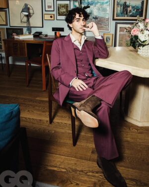 Alex Wolff Instagram - Thank you @britishgq @paulsmithdesign @keoghan92 & @asabopp for pasta