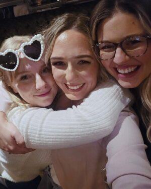 Alexa Davies Instagram - Hen did. Three cheers and a million thanks for the woman who made it all happen, @bethgwyncarb. And to her co-conspirator @cescadolan. And, of course, to the wonderful bunch who celebrated with me.