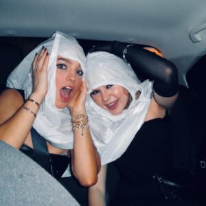 Alexa Sutherland Instagram - when it rains on nye in la:
