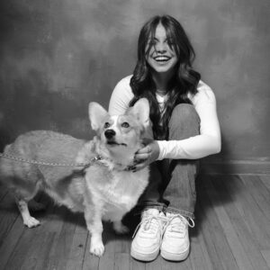 Alexa Sutherland Instagram - avail to dog sit whenever 🫶🏼🐶