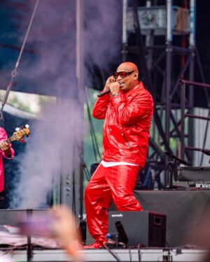 Alexander Delgado Instagram - ¡Milano estuvo espectacular! 🇮🇹 🔥 Ahora nos vamos para Zürich a formar #LaGozadera 🔥 😎 🇨🇭 

📸: @iamcumbapr 

#AlexanderGDZ #Milano #ElMonarca #DemasiadoEuropeTour