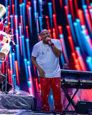 Alexander Delgado Instagram - ¡Milano estuvo espectacular! 🇮🇹 🔥 Ahora nos vamos para Zürich a formar #LaGozadera 🔥 😎 🇨🇭 

📸: @iamcumbapr 

#AlexanderGDZ #Milano #ElMonarca #DemasiadoEuropeTour