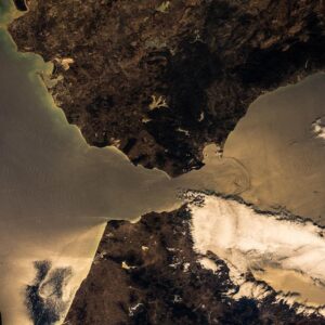 Alexander Gerst Instagram - Internal waves at Gibraltar, made visible by the glinting sun. #Horizons #archive

@europeanspaceagency - A.Gerst

#EarthFromSpace #nature #landscape #throwback #waves #Gibraltar #ESA #ISS #InternationalSpaceStation #space