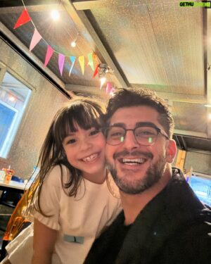 Alexander Kadiev Instagram - Честит РД на Катинката! 🥳 Да ни е щастлива и весела! И мнооогооо здрава! ♥️🚀🫶 Обичаме я неистиво.