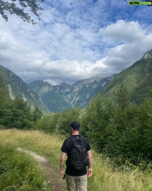 Alexander Lincoln Instagram - Slovenia; you destroyed my feet but my god were you epic 🤌

@dancollinsphoto