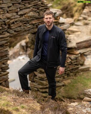 Alexander Lincoln Instagram - Snowdon day 2... 🏔 @alexander__lincoln 

.
.
.
.
.
.

#Actor #AlexanderLincoln #Emmerdale #Snowdonia #MyMontane #Grisport #Outdoors #Wales #Snowdon #Portrait