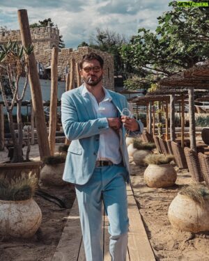 Alexander Lincoln Instagram - Poser.