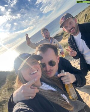 Alexander Lincoln Instagram - Holibobs were had.