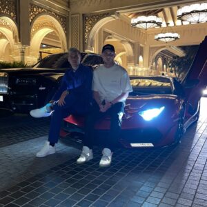 Alexandr Kokorin Instagram - @kokorin7 пур с днём рождения ))желаю получить диплом и лететь на остров ✌️😎#своеделай