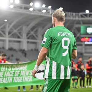 Alexandr Kokorin Instagram - 2 дня рождения ,важная победа ,плюс 3 очка 🤝🙏идём дальше 🤛🦾