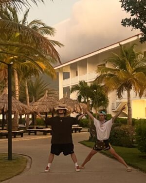 Alexandr Smirnov Instagram - Отведай тропических пирожков 🌴🌵
