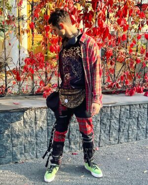 Alexandr Smirnov Instagram - Лайфстайл-анрил, не беру трим, шмотки с витрин, но стиль внутри
🍁 13.10 🍁