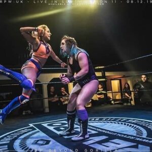 Alexandra Barrulas Instagram - Dragon Flaaaaaaash! 👊

#AEWsPerfectAthlete

Photo credit: Beyond Gorilla