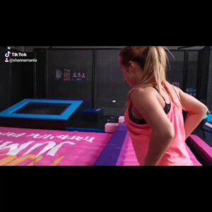 Alexandra Barrulas Instagram - Crescendo! 💪🎶
Such a happy day spent with my best friends. We needed this ❤️ @napolegion
@jeffmansuplex

#motivation #happy #friends #family #trampoline #gymnastics