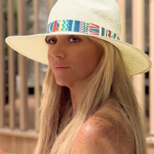 Alexandra Figueiredo Instagram - Sou a doce e delicada para quem me trata bem e a impulsiva e fria para quem me desrespeita!